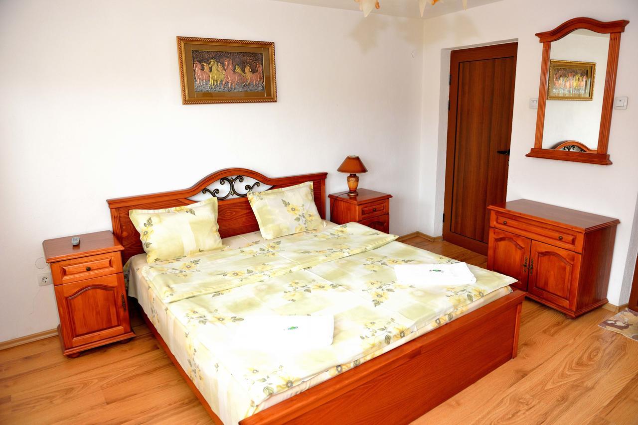 Guest House Mavrudieva Копривштица Экстерьер фото